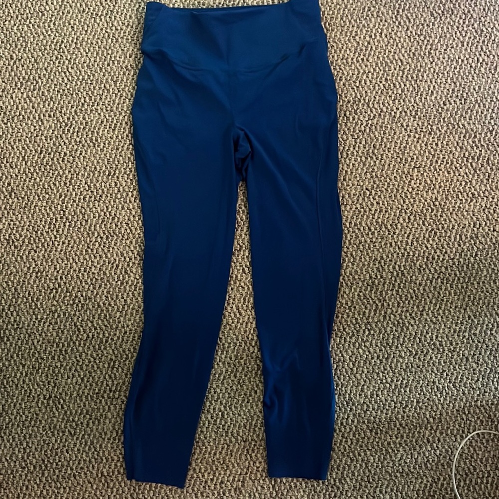 Fast and Free High-Rise 28” Lululemon leggings size 6
